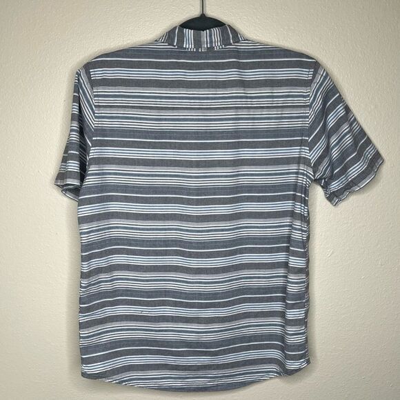 Quicksilver Stripe Short Sleeve Button Front Cotton Gray White Blue Men Large - Picture 5 of 14